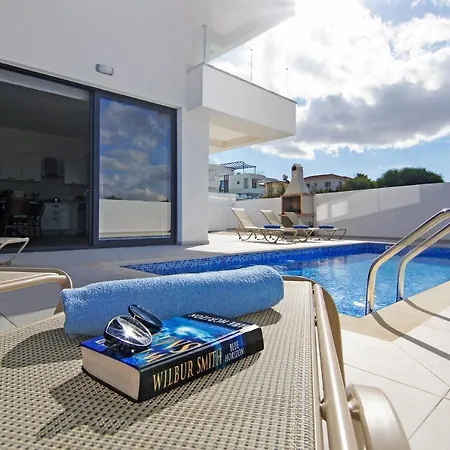 Genesis Протарас